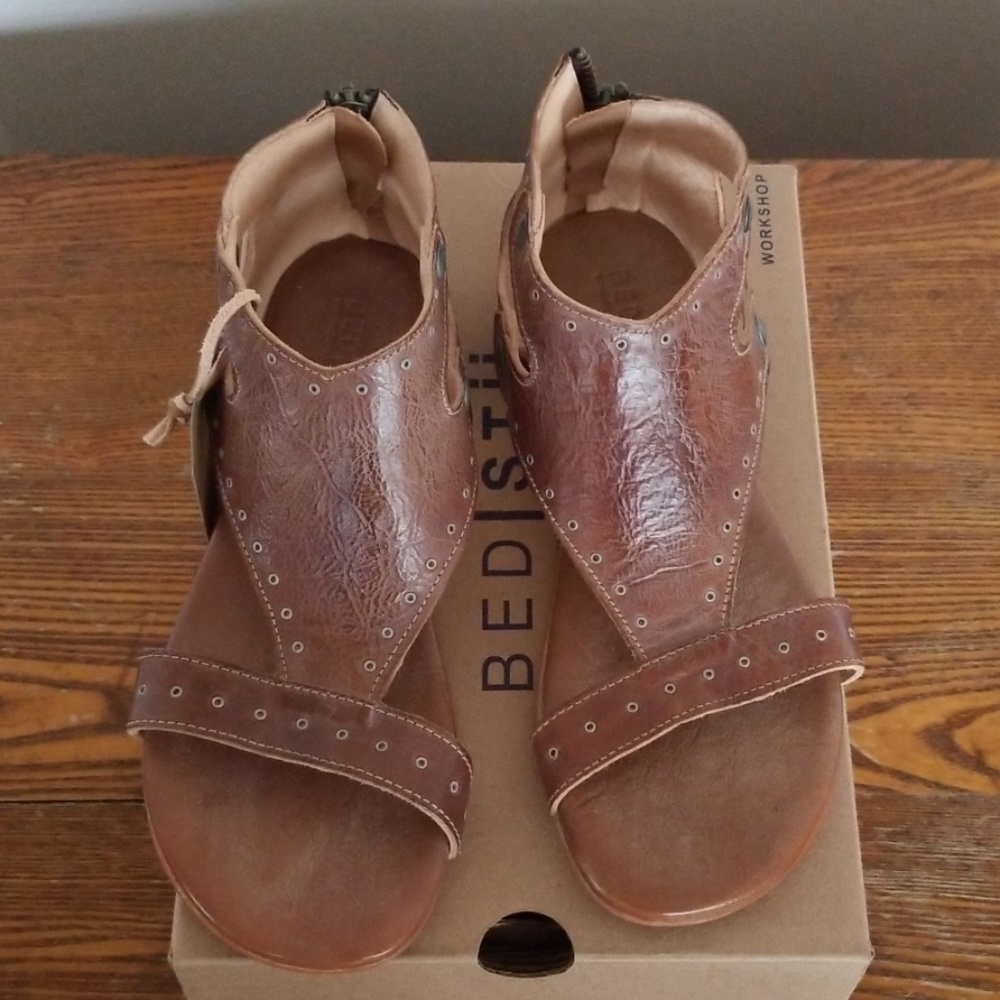 Leather sandal